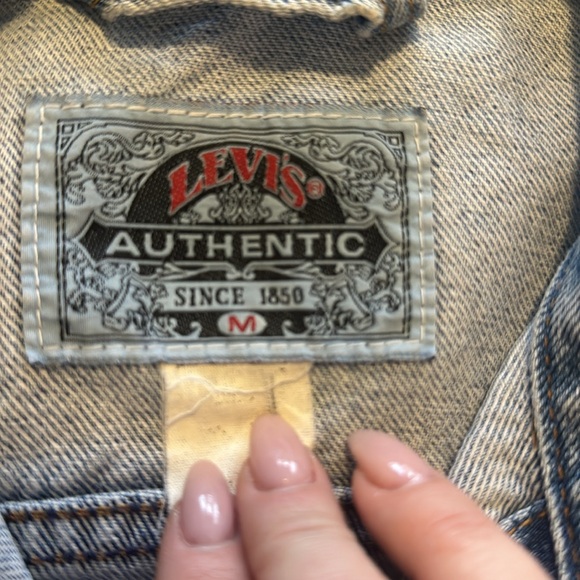 Vintage Levi’s denim jacket unisex size medium worn - Picture 5 of 6